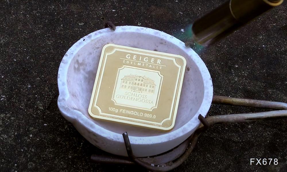 周三(2 月 26 日)纽约尾盘,ICE 原糖期货下跌 3.64%,ICE 白糖期货下跌 1.60%,ICE 阿拉比卡咖啡期货下跌 0.33%,咖啡“C”期货下跌 0.52%,罗布斯塔咖啡期货小幅上涨 0.04%;纽约可可期货上涨 4.42%至 9194 美元/吨,伦敦可可期货上涨 4.41%,ICE 棉花期货下跌 0.71%。