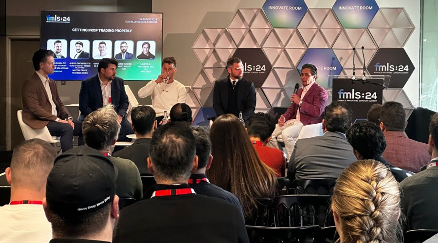 Snowflake(SNOW.US)Q4业绩超预期 强劲销售前景推动盘后飙涨