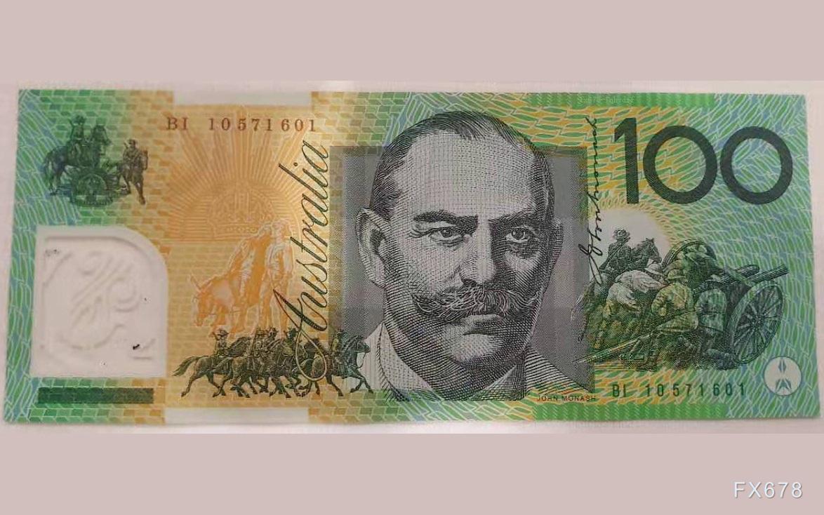 在周三的交易中,10年期美国国债收益率跌破3个月期国债收益率,出现“收益率曲线倒挂”现象。这一现象被认为是有效的经济衰退预测指标之一,提示美联储关注的衰退信号再次显现。